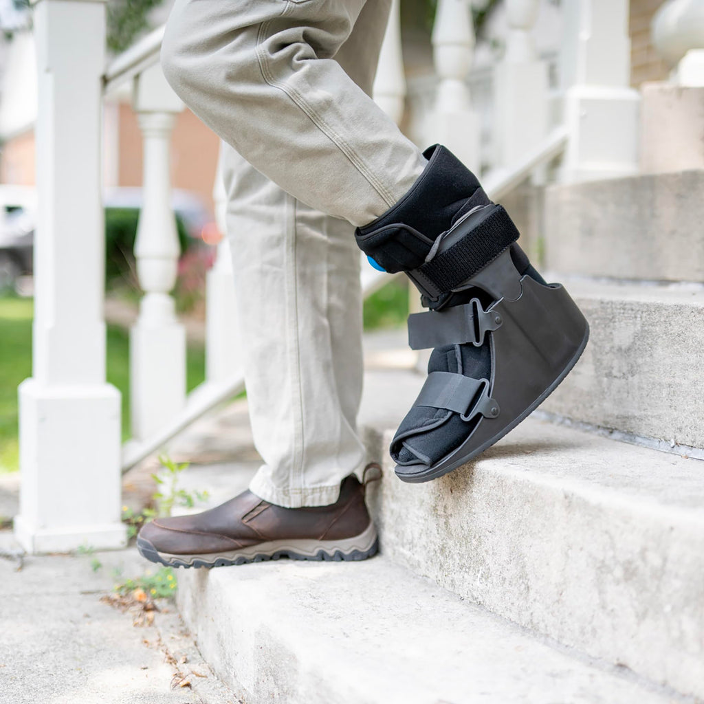 Short Air Cam Walker Fracture Boot, Medium, Black B13522
